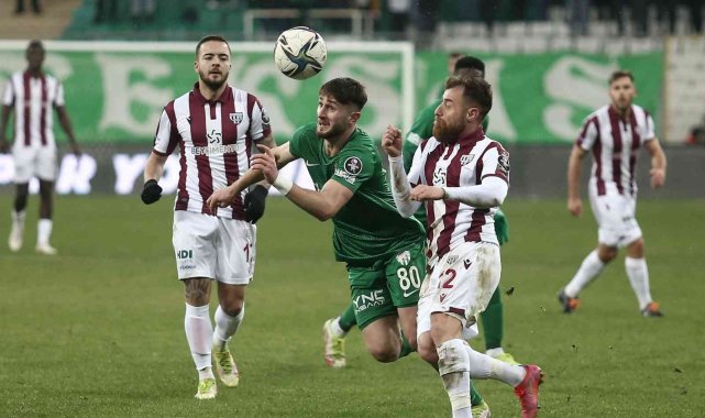 Bursaspor geçen sezonun 11 puan gerisinde kaldı