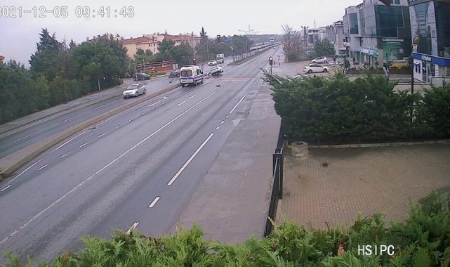 Büyükçekmece'de feci kaza kamerada: Doktorun aracındaki 4 aylık bebeğinin kafatası çatladı