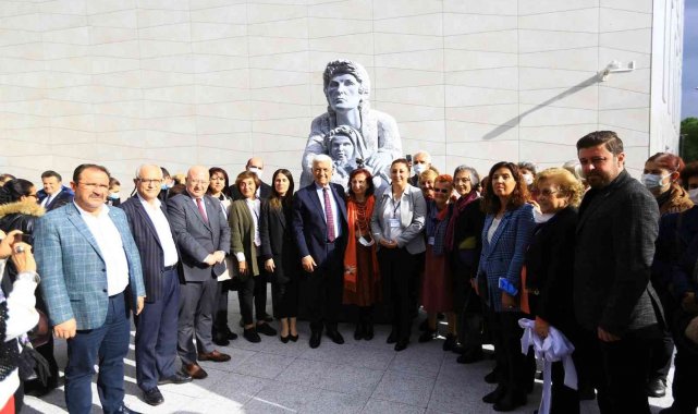 Büyükşehir Belediyesi, Türkan Saylan'ı doğum gününde andı