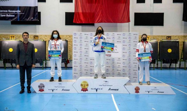 Büyükşehir Okçusu Songül Türkiye şampiyonu