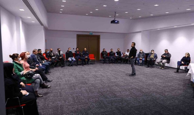 Büyükşehir personeline motivasyon eğitimi verildi