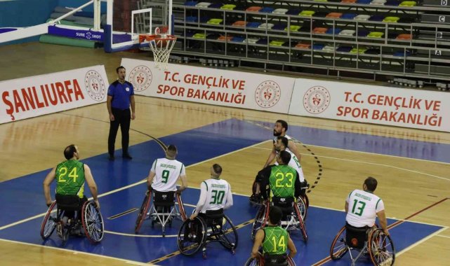 Büyükşehir tekerlekli sandalye basketbolda galibiyet sevinci