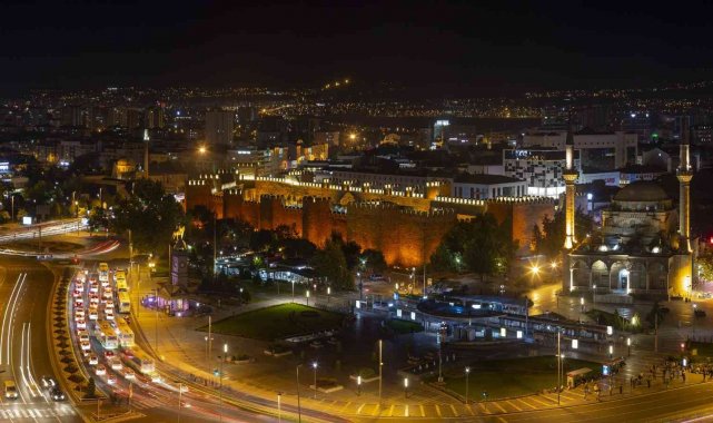 Büyükşehir yeni yılda nöbette