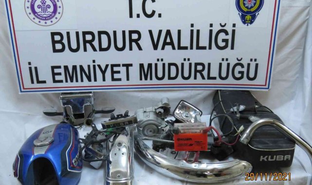 Çalınan motosiklet parçalar halinde bulundu