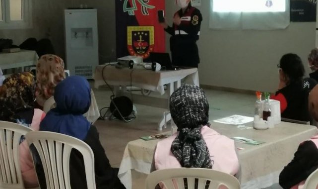 Çalışan kadınlara KADES anlatıldı