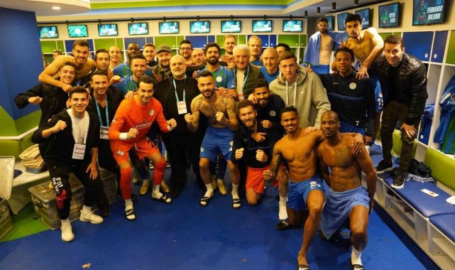 Çaykur Rizespor'dan galibiyet pozu