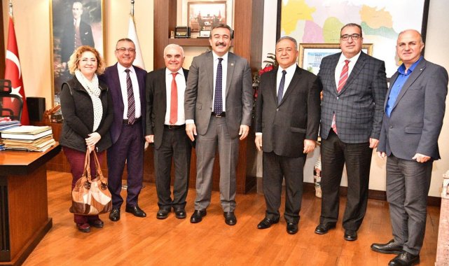 Çetin: "Çukurova'yı kültür sanat kenti yapma yolunda adımlar attık"