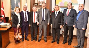 Çetin: "Çukurova'yı kültür sanat kenti yapma yolunda adımlar attık"