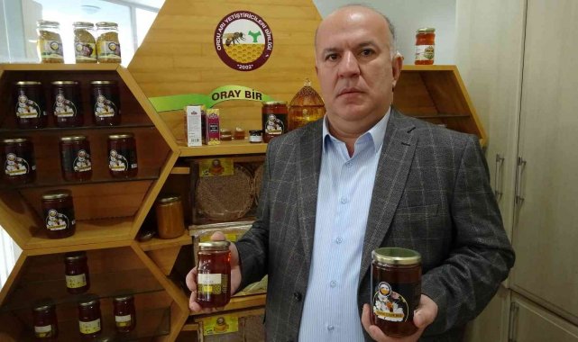 Çiftçi: &quot;Bu sezon arıcılarımız için çok sıkıntılı geçti&quot;