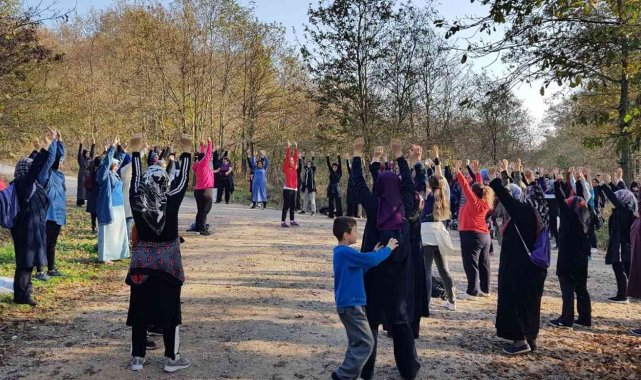 Çocuklar ve anneler bu program ile eğlendi