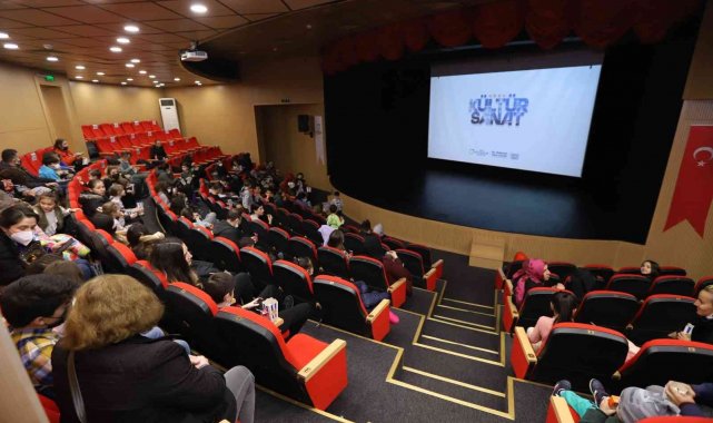 Çocukların sinema keyfi