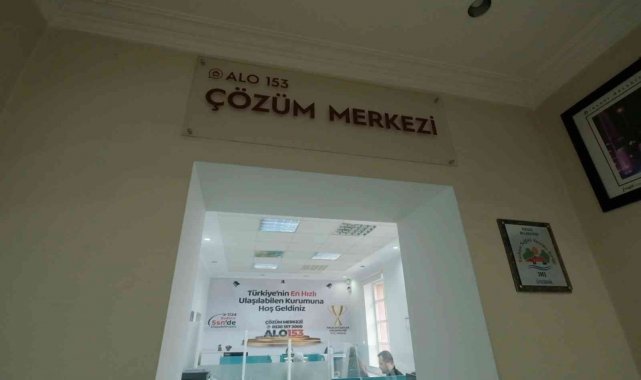 Çözüm merkezini arayan minik çocuk ile personelin diyaloğu gülümsetti