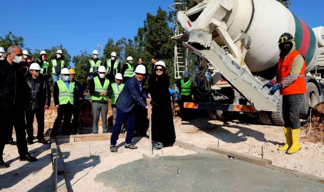 ÇÜ Balcalı Hastanesi AOSB Semt Polikliniği&#039;nin temeli atıldı