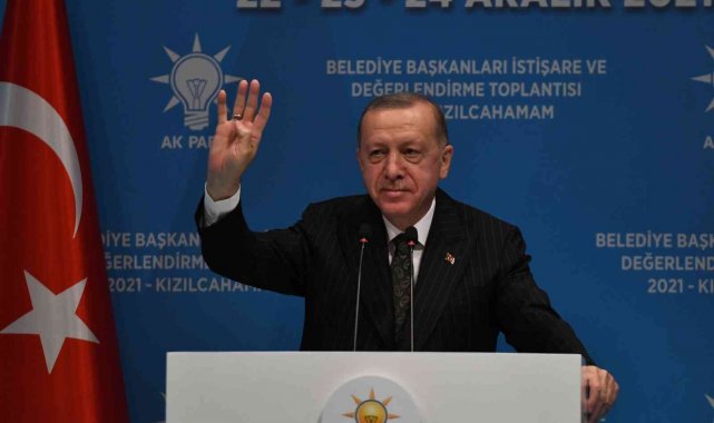 Cumhurbaşkanı Erdoğan, belediye başkanlarına hitap etti: "Tüm çalışmalarınızı 2023 seçimlerine göre ayarlamanız gerek"