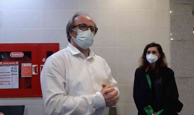 Cumhurbaşkanı Erdoğan ile AK Parti Milletvekili Özlem Zengin&#039;e hakaret eden sanığa ceza