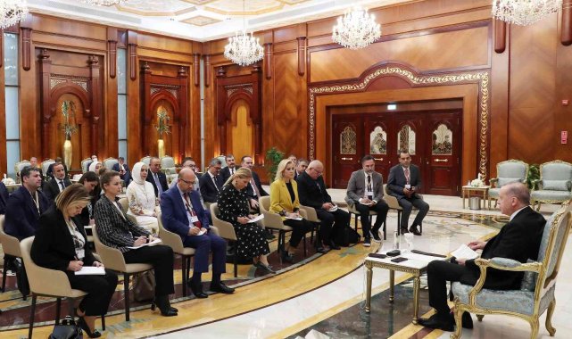 Cumhurbaşkanı Erdoğan, &quot;Ana muhalefetin başındaki bir adamın yaptığı hareketlere bakın&quot;