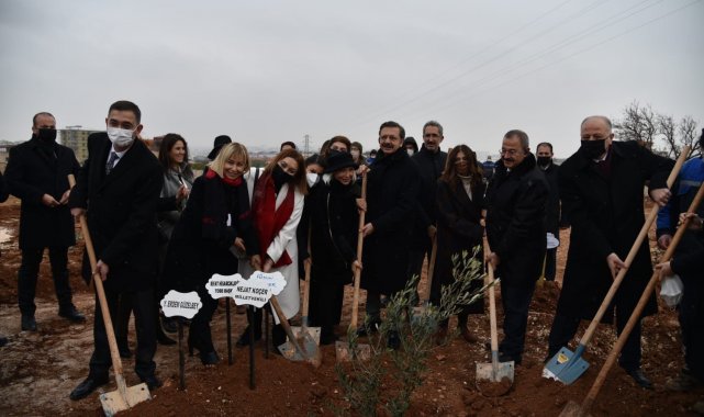Daha yeşil bir Gaziantep için fidanlar toprakla buluştu