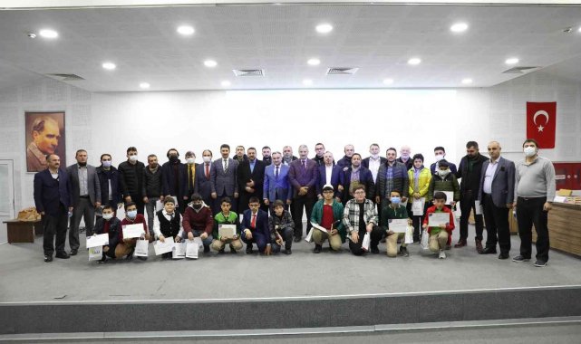 Develi'de Kur'an-ı Kerim güzel okuma yarışması düzenlendi