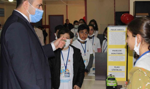 Dicle'de 4006 TÜBİTAK Bilim Fuarı açılışı gerçekleşti