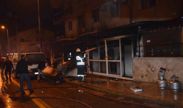 Didim'de işyeri yangını