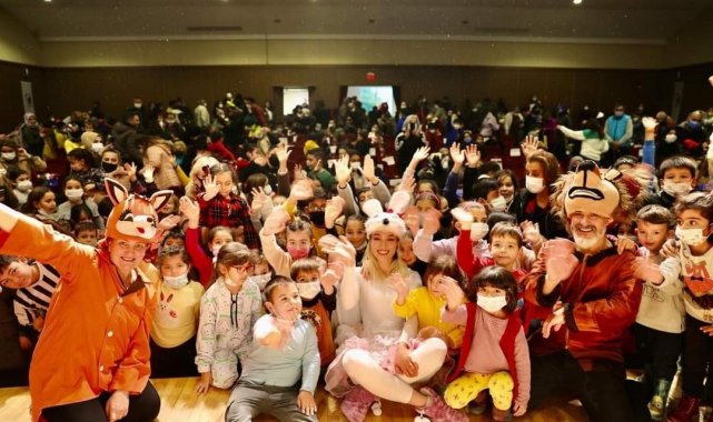 Didim&#039;de tiyatro şöleni