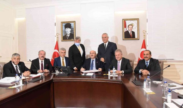 Dikili TDİOSB, jeotermal arama ruhsatının kullanım hakkını aldı