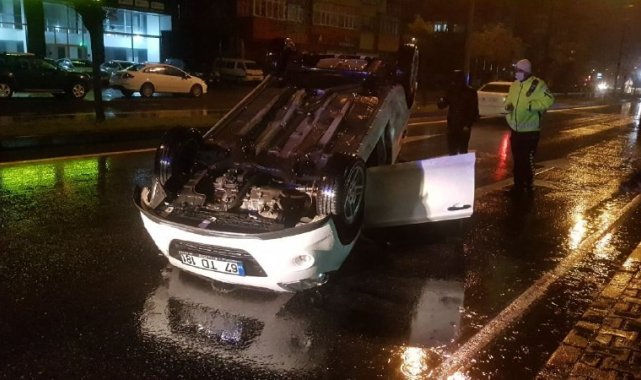 Direksiyon hakimiyetini kaydeben sürücü takla attı