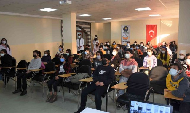 Diyarbakır'da Sarıkamış şehitleri anıldı