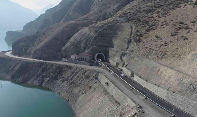 Doğu ve Güneydoğu Anadolu&#039;yu Karadeniz&#039;e bağlayan Pirinkayalar Tüneli açılıyor