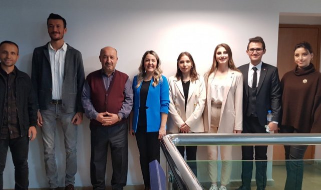 DPÜ öğrenci topluluklarından Eğitim Zirvesi etkinliği