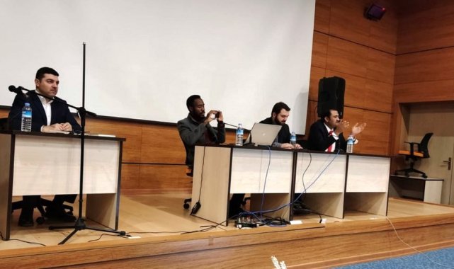 DPÜ'de "Türkiye'de Uluslararası Öğrenci Olmak" konulu panel