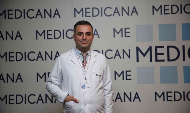Dr. Sinan Bağçacı: &quot;Boyun fıtığı gençlerin teknolojik hastalığı olmaya aday&quot;