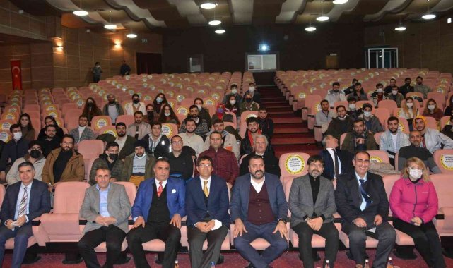 DÜ'de kariyer planlaması paneli