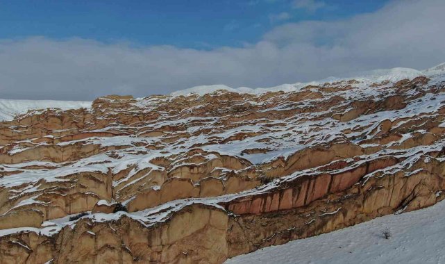 Dünya'daki Mars'a kar yağdı