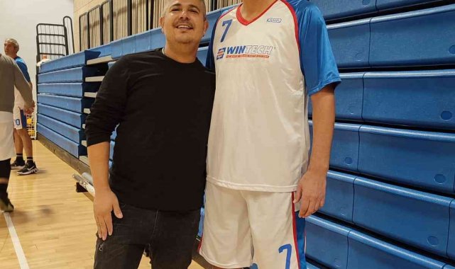 Dünyaca ünlü basketbolculara konser veren disk jokey, Marmaris'in adını duyuruyor