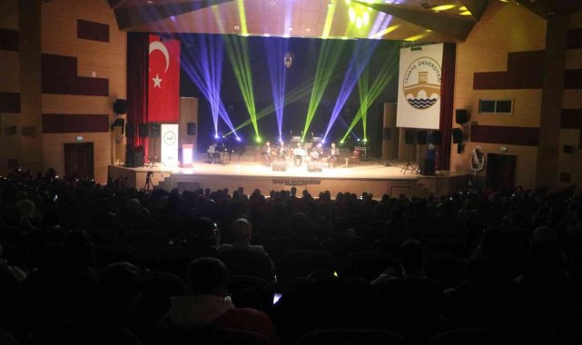 Edirne&#039;de &quot;Batı Trakya Gecesi&quot; coşkuyla kutlandı