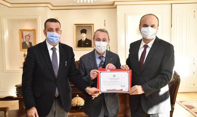 Edirne&#039;nin Turizm Elçisi Dinar&#039;a teşekkür belgesi