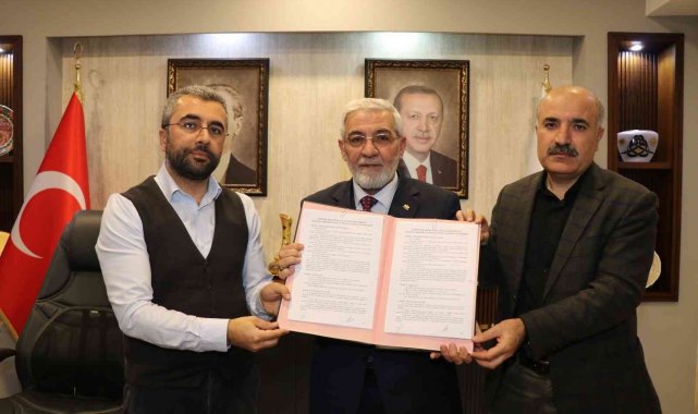 Edremit Belediyesi'nde 'Sosyal Denge Tazminatı' sözleşmesi imzalandı