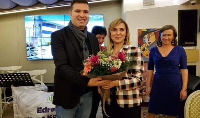 Edremit&#039;te girişimci kadınlar konuşuyor etkinliğine büyük katılım