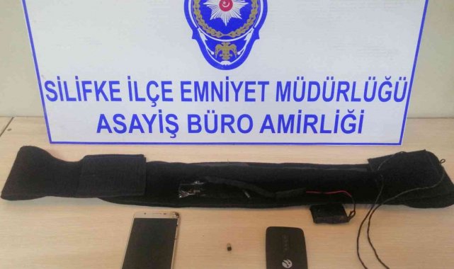 Ehliyet sınavında akıl almaz kopya düzeneği