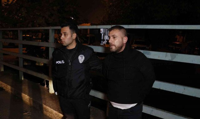 Ehliyetsiz sürücünün polisten kaçma macerası 10 kilometre sürdü