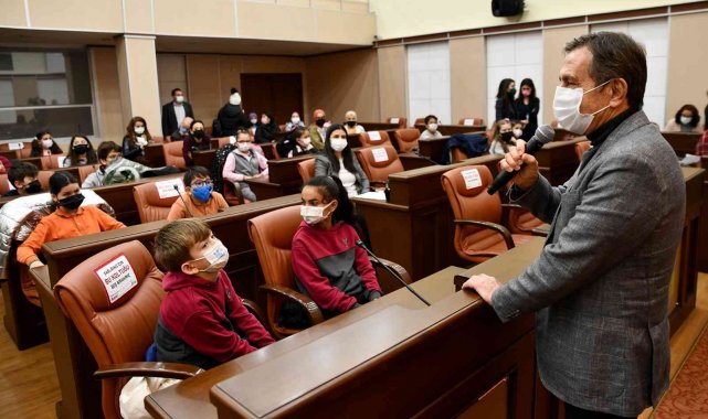 Eko-Okullar Çevre Çocuk Meclisi Başkanı&#039;nı seçti