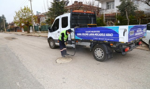 Elazığ Belediyesi larvalara karşı kış mücadelesine devam ediyor