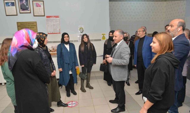 Elazığ'da 'Muhabbetimiz Bol Olsun' projesi sürüyor