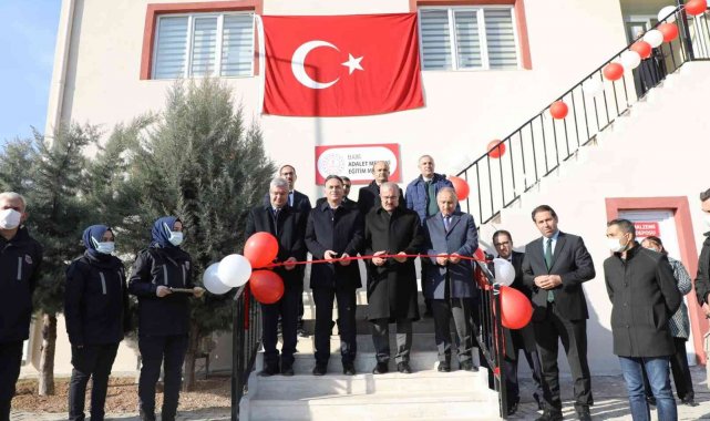 Elazığ'da Adalet Mesleki Eğitim Merkezi açıldı