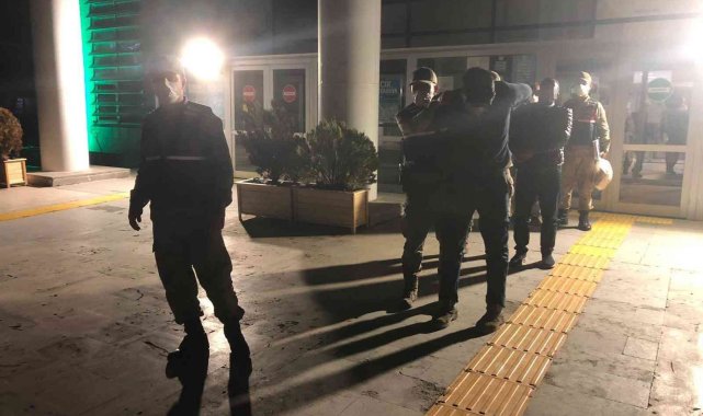 Elazığ'da kablo çalan hırsızlar tutuklandı