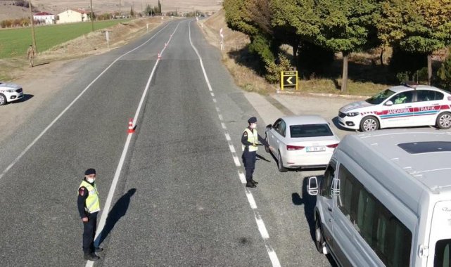 Elazığ'da kural ihlali yapan sürücüler, drone ile tespit edilip ceza kesildi