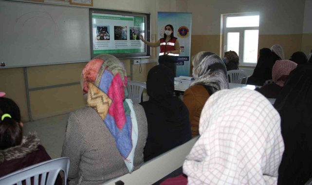 Elazığ'da "En İyi Narkotik Polisi Anne Projesi"