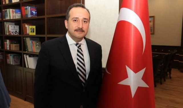 Elazığspor'un kamp giderlerini AK Partili Zülfü Tolga Ağar karşıladı