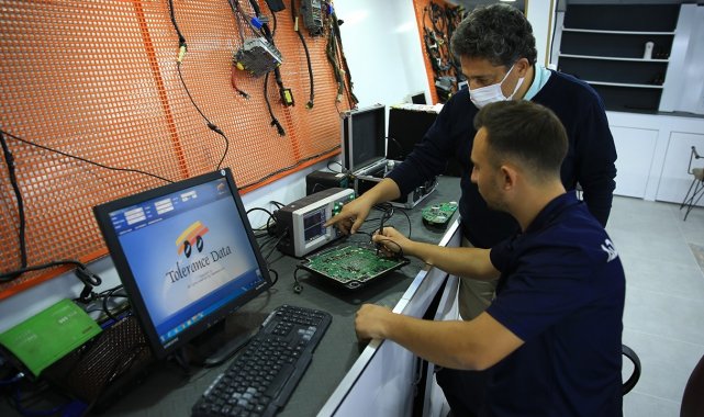 Elektrikli araçların arızalarını anında tespit edebilecek cihaz tasarlandı